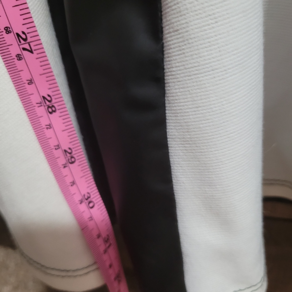 Dress - Picture 5 of 5